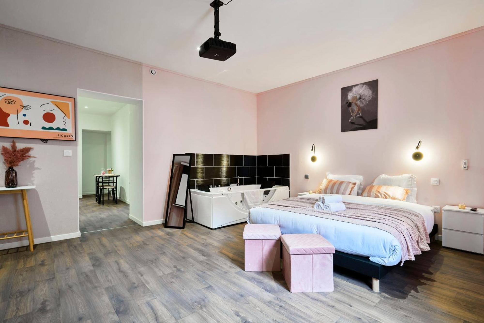 Ng Prestige L Lille L Tourcoing - Bouvines - Balneo & Cuisine Apartamento Exterior foto